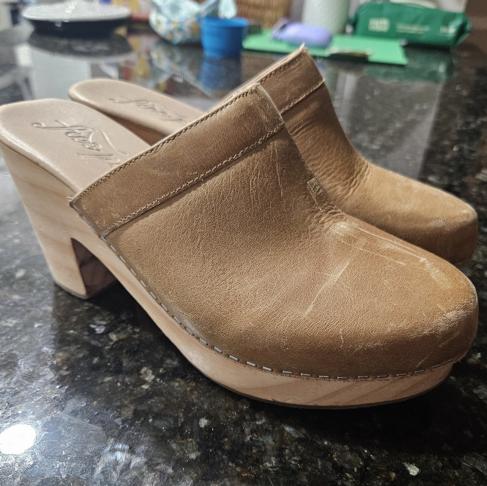 Free people Clogs
